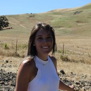 Meet your Posher, Kenzie